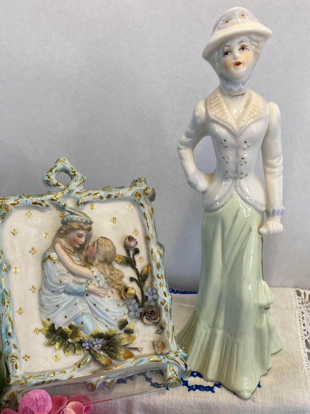 Vintage Porcelain Victorian Edwardian Lady in Green Skirt w/ Umbrella Figurine